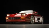 Ferrari F355 GTS : Rouge, cuir et grille en métal